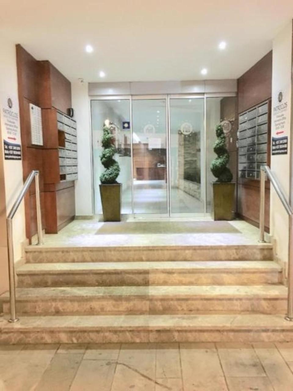 Ithaki Phinikoudes Apartment No. 205 拉纳卡 外观 照片